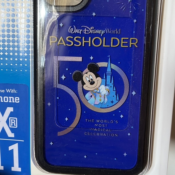 NWT Disney Parks Passholder 50th Anniversary iPhone XR/11 Phone Case - Picture 3 of 4
